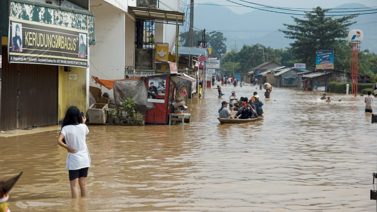 Pengelolaan Banjir Sungai Citarum Hulu dalam Menghadapi Perubahan Iklim dan Perkembangan Sosio-Ekonomi Masyarakat